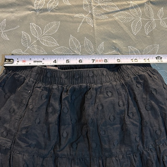 Girl’s George Skirt. - Picture 5 of 6